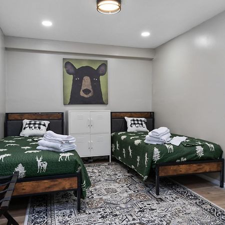 Spacious Cabin Near Hocking Hills And Caves With Hot Tub And Firepit Laurelville Bagian luar foto