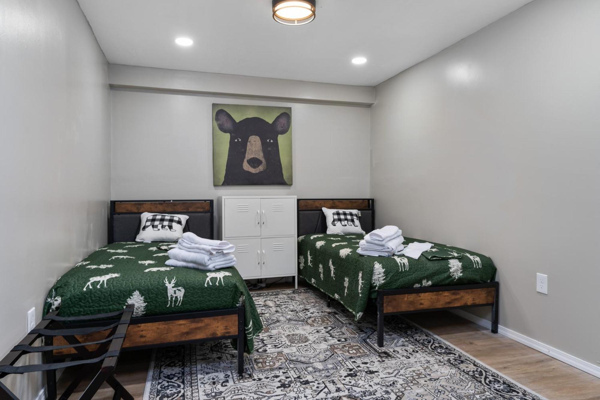 Spacious Cabin Near Hocking Hills And Caves With Hot Tub And Firepit Laurelville Bagian luar foto