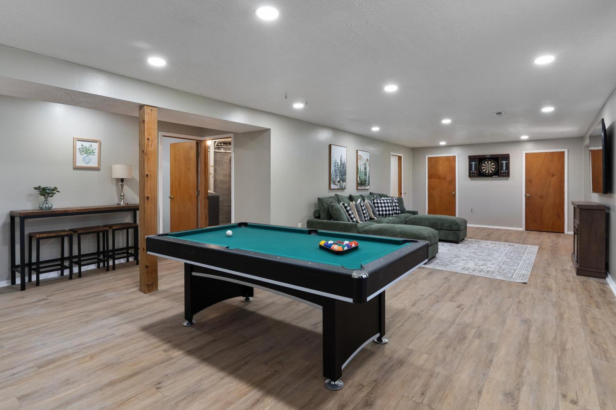 Spacious Cabin Near Hocking Hills And Caves With Hot Tub And Firepit Laurelville Bagian luar foto