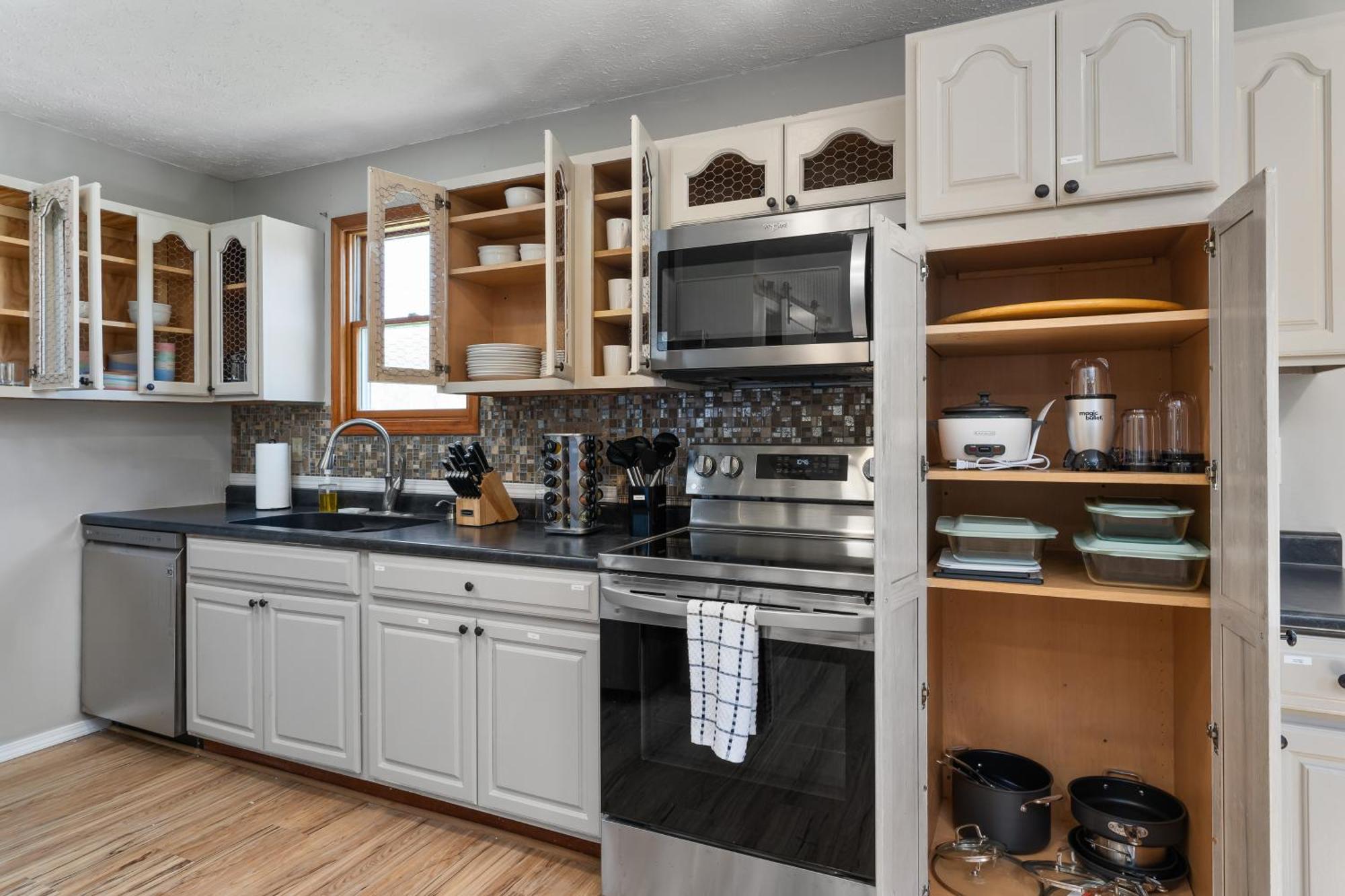 Spacious Cabin Near Hocking Hills And Caves With Hot Tub And Firepit Laurelville Bagian luar foto