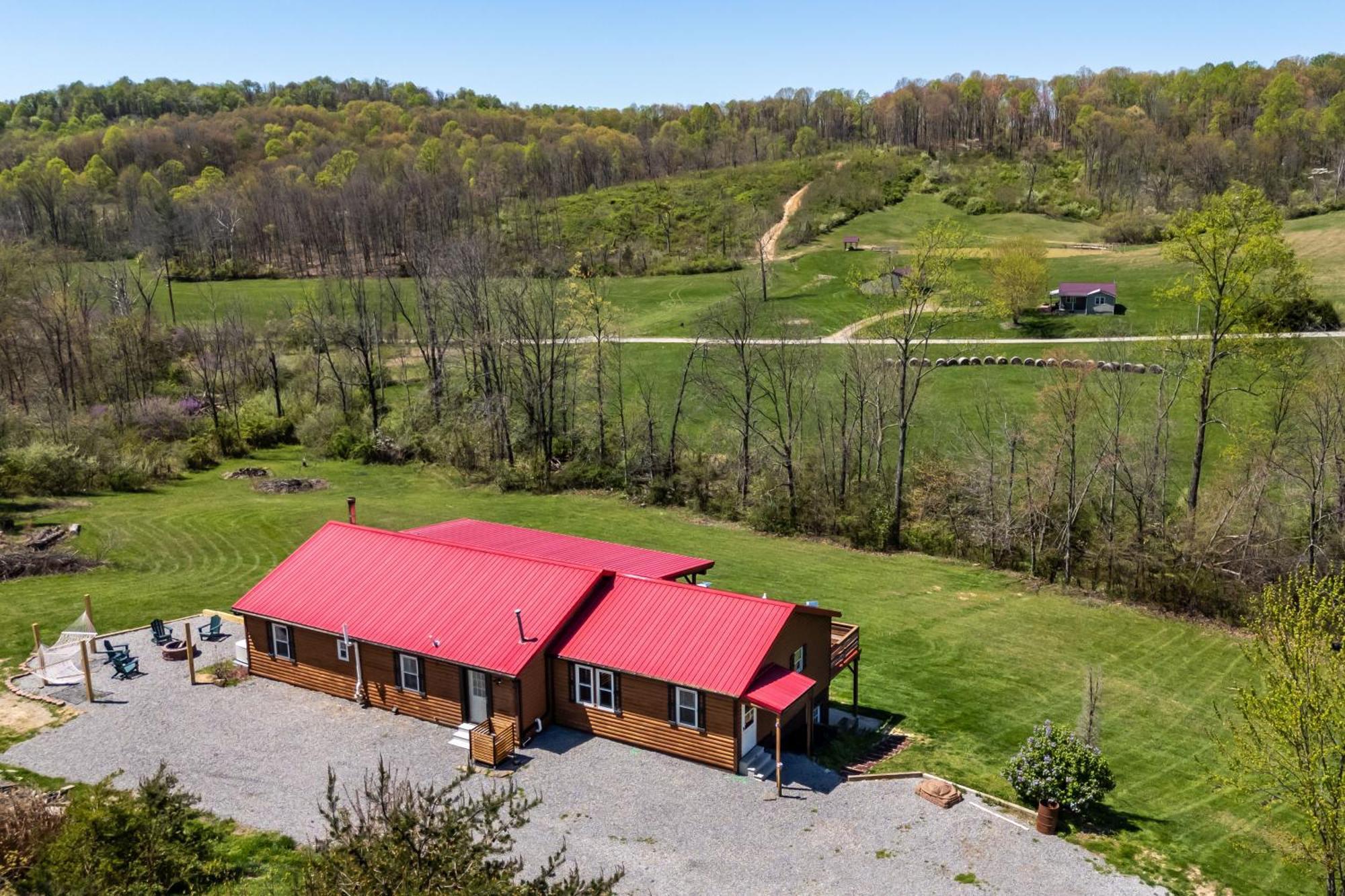 Spacious Cabin Near Hocking Hills And Caves With Hot Tub And Firepit Laurelville Bagian luar foto